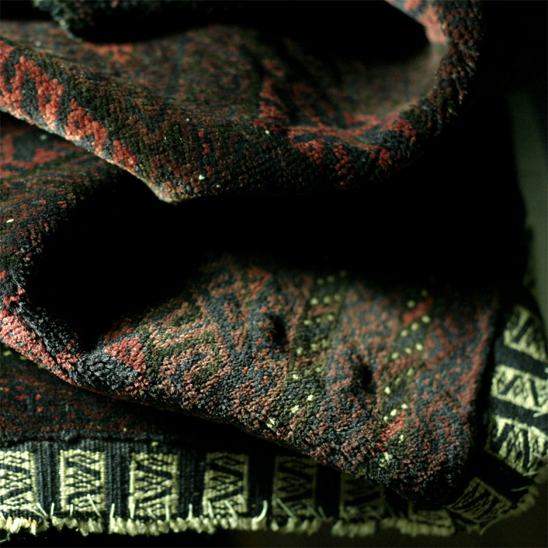 Khorassan Baluch balisht face - heap showing shine of wool