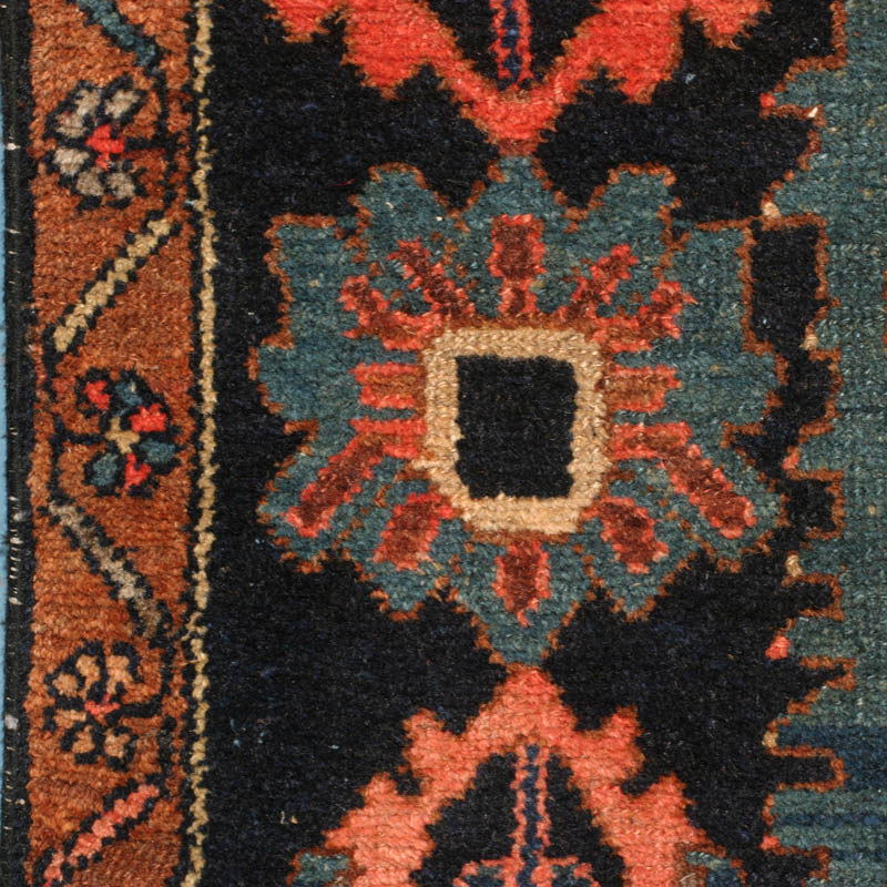 camel hamadan - border detail 3