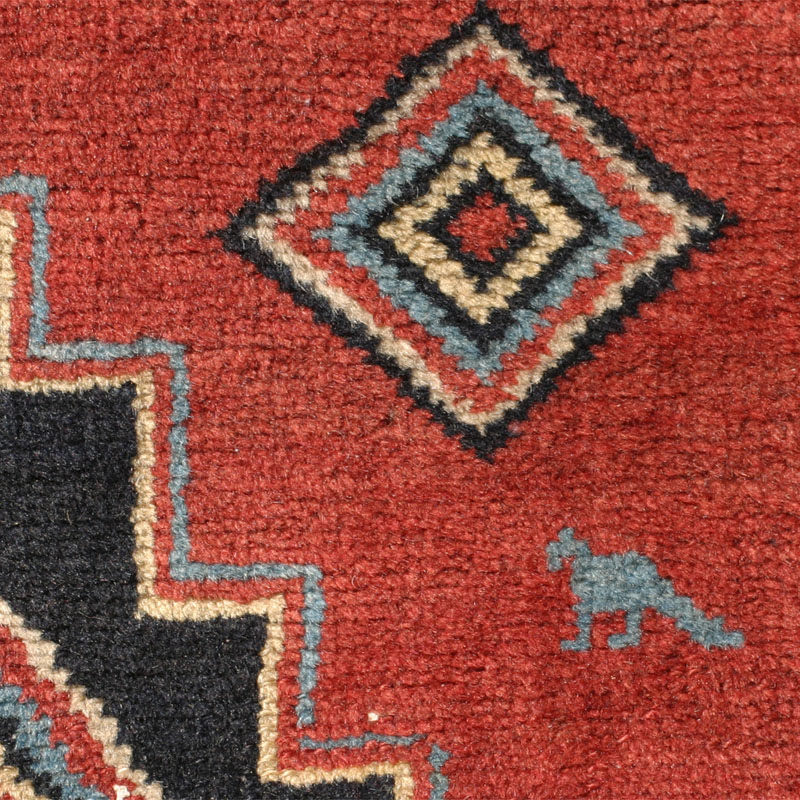 Diamond luri - pile detail
