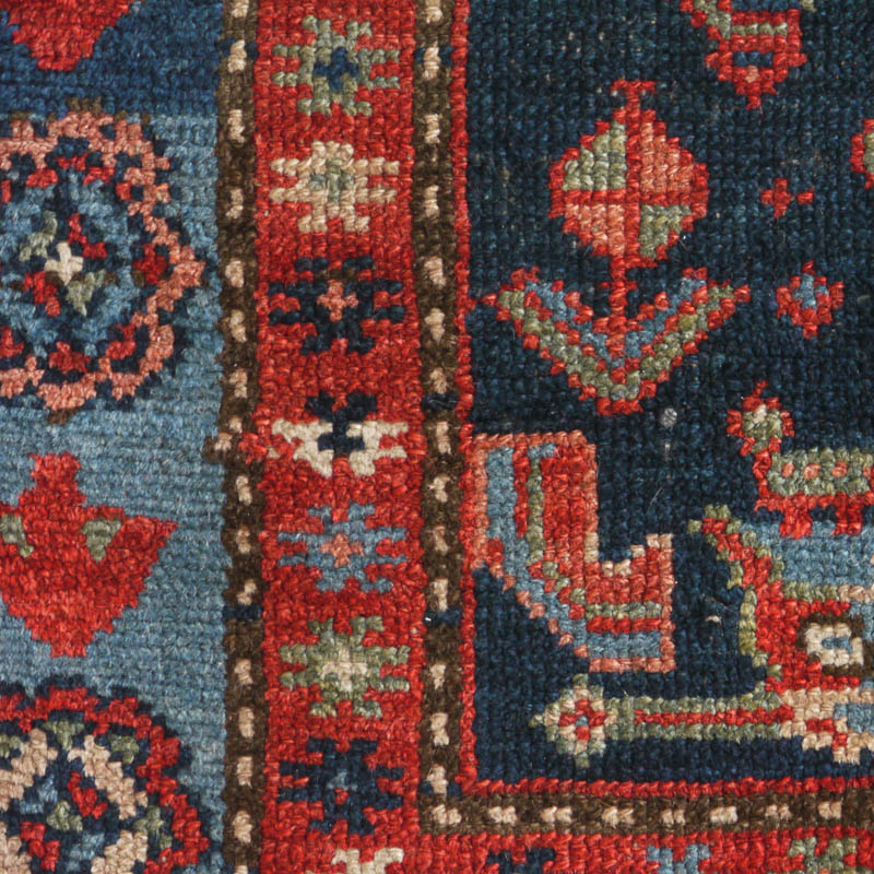 Duck Kolyai - pile detail