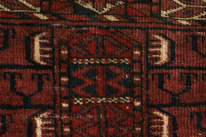 Tekke Turkmen ensi, Turkmenistan end 19th century: central close-up