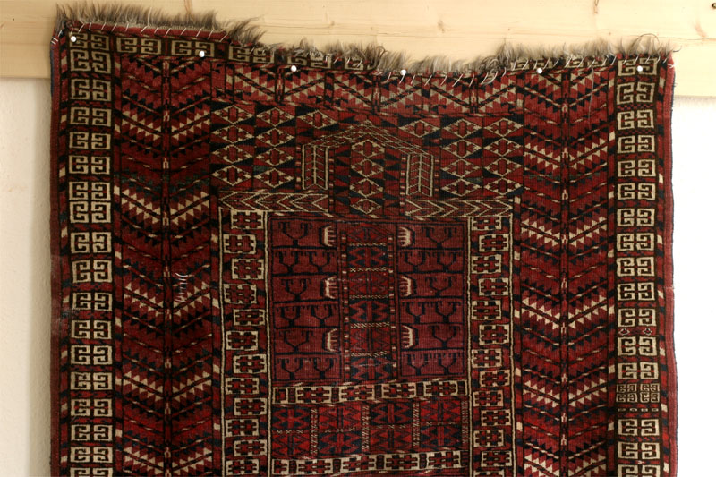 Tekke Turkmen ensi, Turkmenistan end 19th century: top half