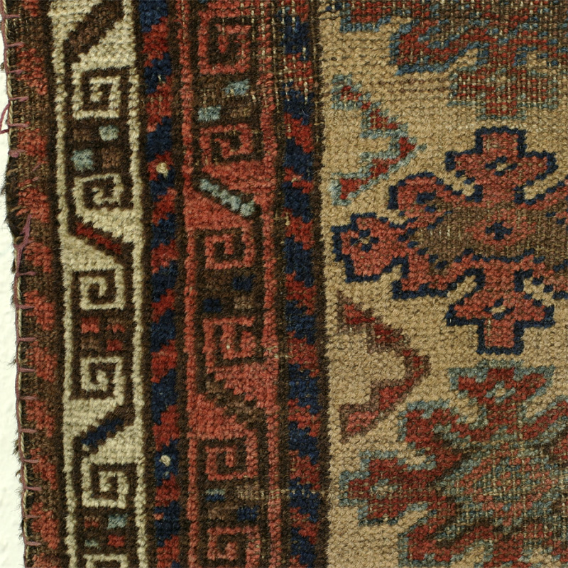 flower baluch - front detail left side