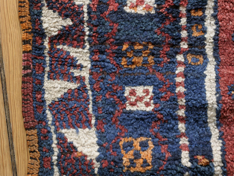 Kurdish rug, Hakkari area, east Anatolia: border