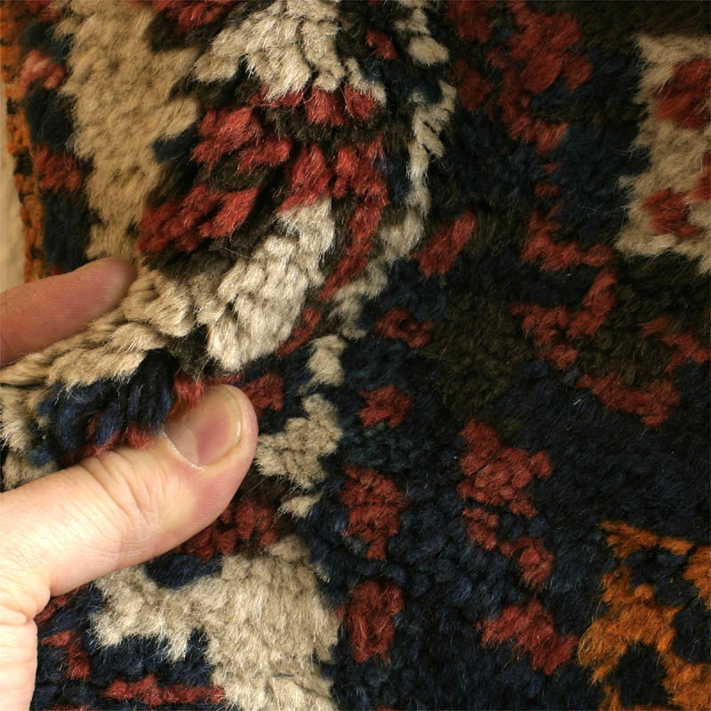 Kurdish rug, Hakkari area, east Anatolia: pile fold