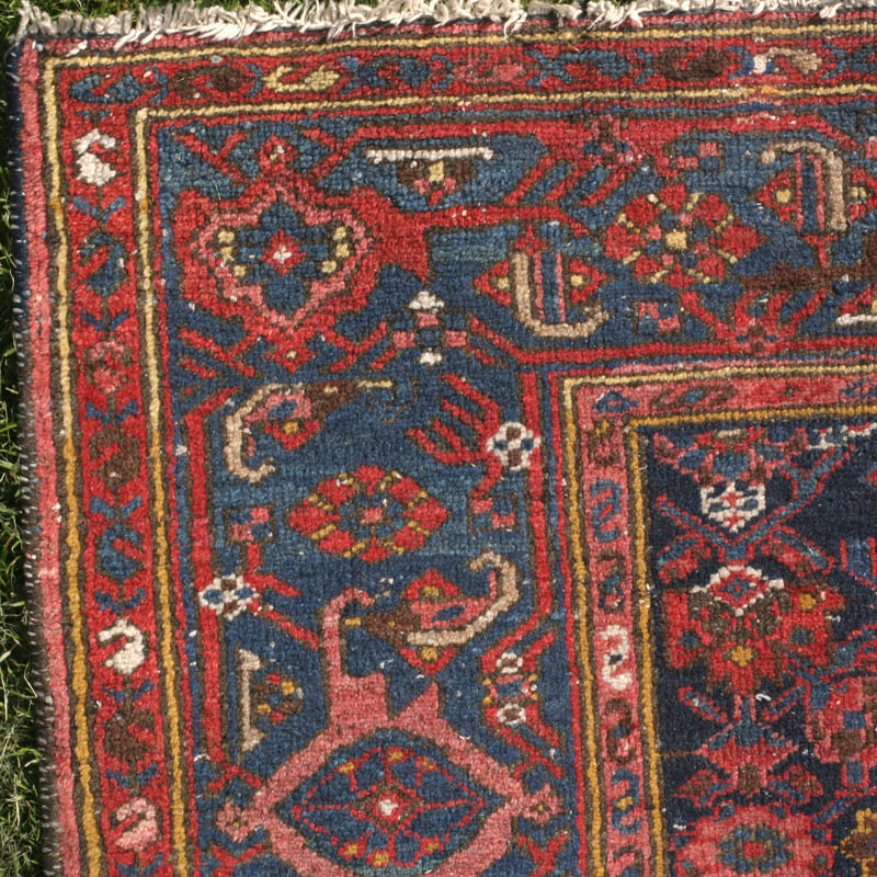 Hamadan Khamseh rug - corner