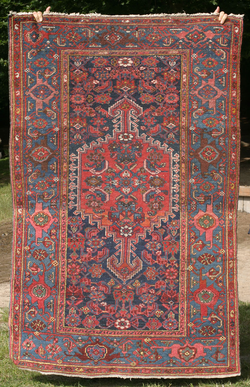 Hamadan Khamseh rug