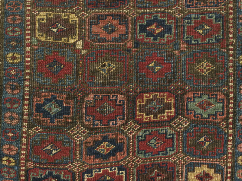 Kurdish rug - jaf or quchan? - field closer