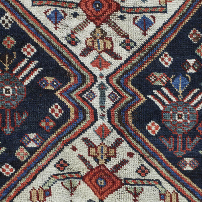 Khamseh rug - medallions join