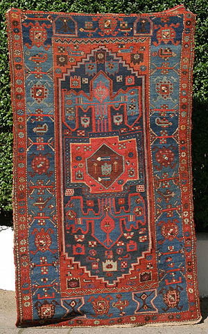 Kolyai / Qulya'i Kurdish rug with anchor design and turtle border#8212;click to see enlarged view