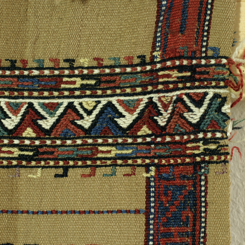 Kurdish sofreh - vertical and horizontal border meet