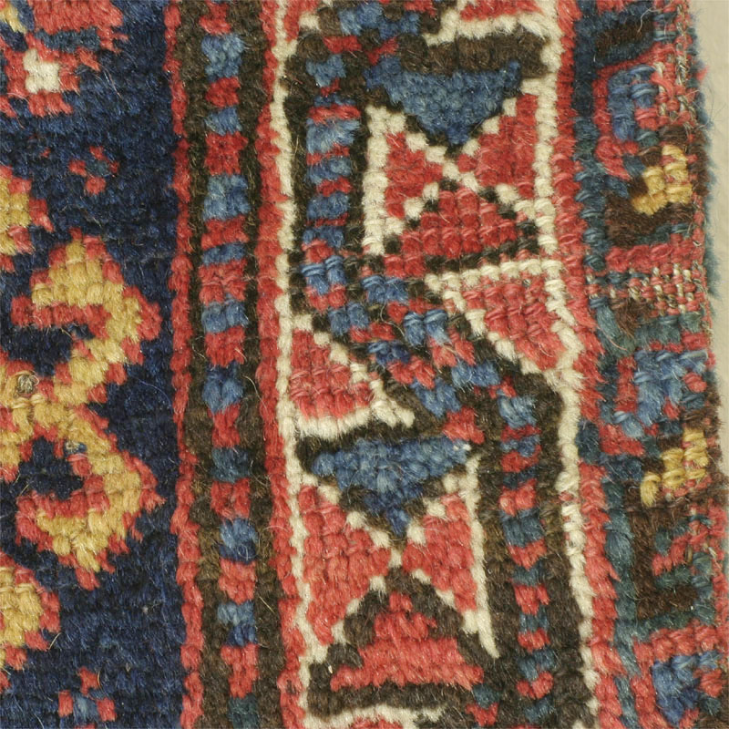 Luri half khorjin with back - border detail