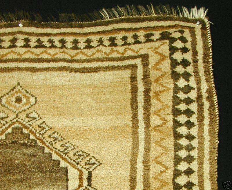 gabbeh - top right